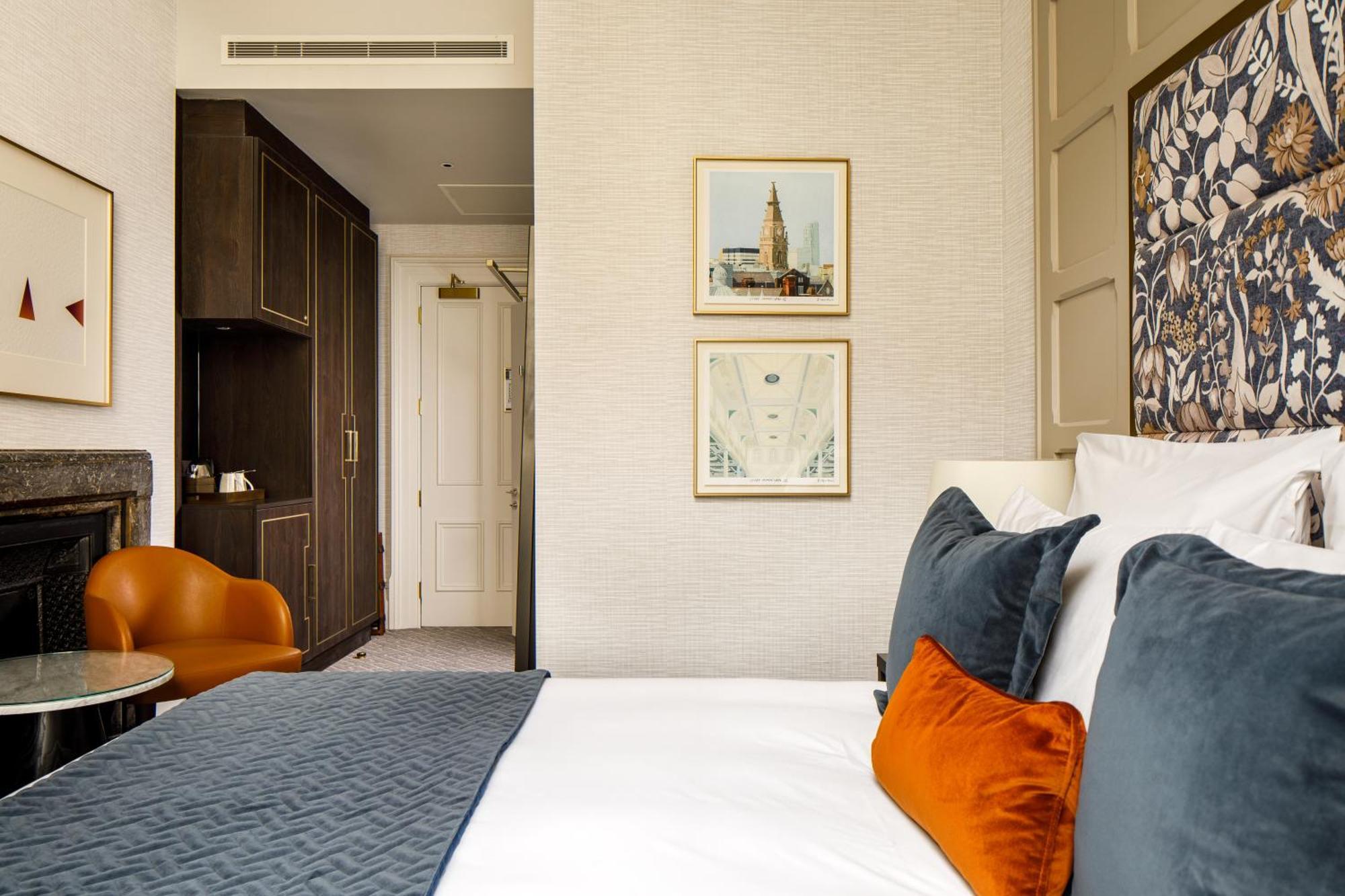 The Municipal Hotel Liverpool - Mgallery Esterno foto A bedroom at the hotel